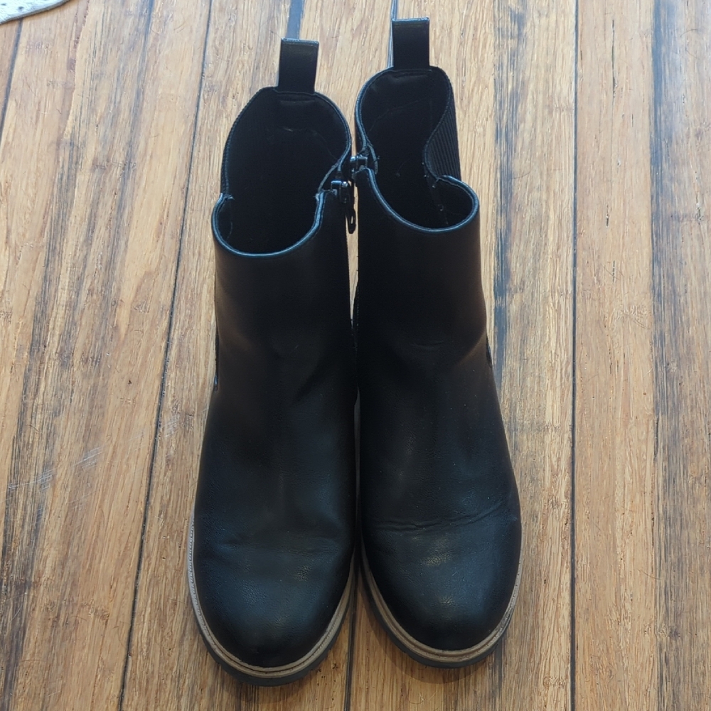 Art Class Black Ankle Booties